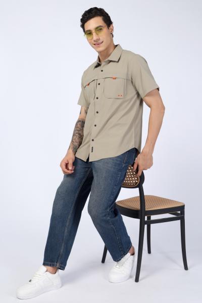 Men's Half Sleeve Casual Outdoor Shirt with Utility Pockets